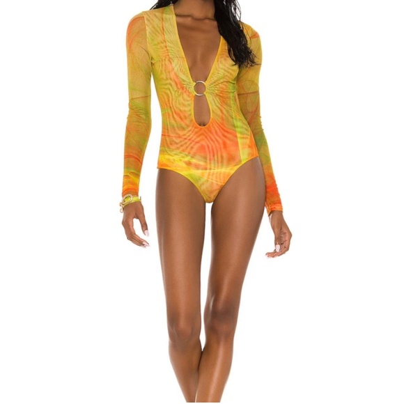 Farai London bodysuit mini skirt set - Picture 2 of 10